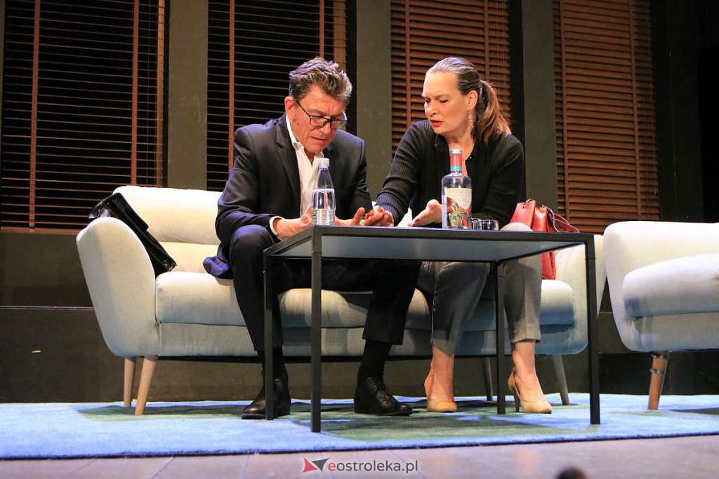 Ostrołęcka Wiosna Teatralna i spektakl „Niebezpieczna gra” [28.03.2022] - zdjęcie #3 - eOstroleka.pl