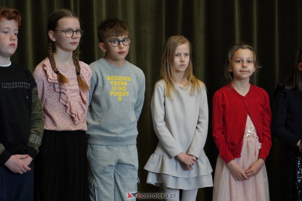 Spotkanie z Justyną Bednarek [31.03.2022] - zdjęcie #30 - eOstroleka.pl