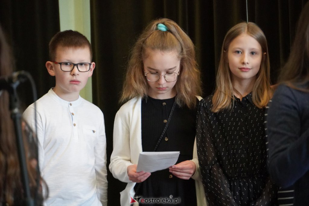 Spotkanie z Justyną Bednarek [31.03.2022] - zdjęcie #28 - eOstroleka.pl
