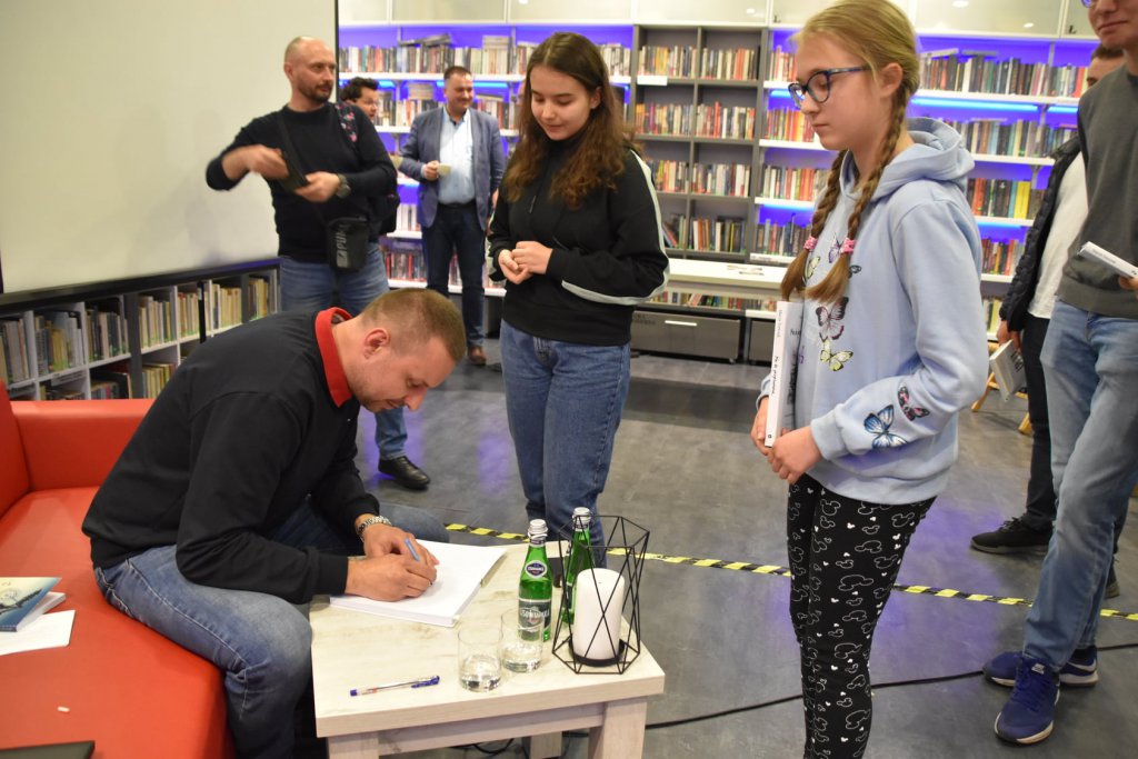 Powstała książka o Kadzidle sprzed lat [01.04.2022] - zdjęcie #1 - eOstroleka.pl