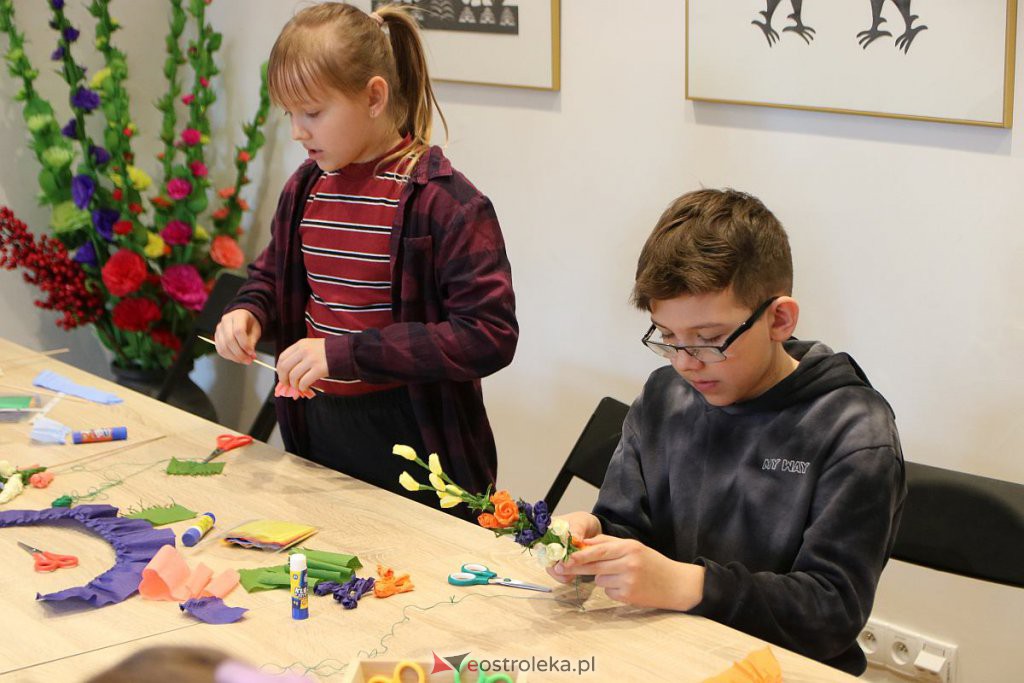 „Niedziela w Muzeum” i warsztaty wicia palm wielkanocnych [03.04.2022] - zdjęcie #1 - eOstroleka.pl