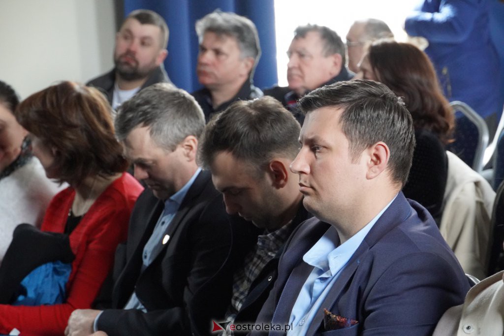 Spotkanie w Goworowie z ministrem rolnictwa i rozwoju wsi Henrykiem Kowalczykiem [04.04.2022] - zdjęcie #18 - eOstroleka.pl