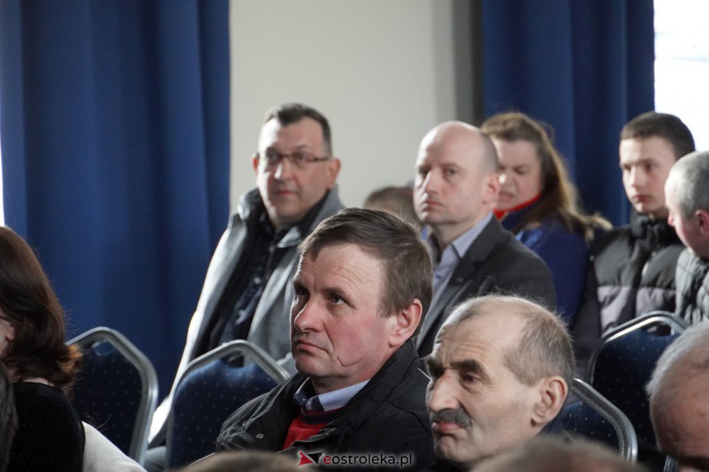 Spotkanie w Goworowie z ministrem rolnictwa i rozwoju wsi Henrykiem Kowalczykiem [04.04.2022] - zdjęcie #6 - eOstroleka.pl