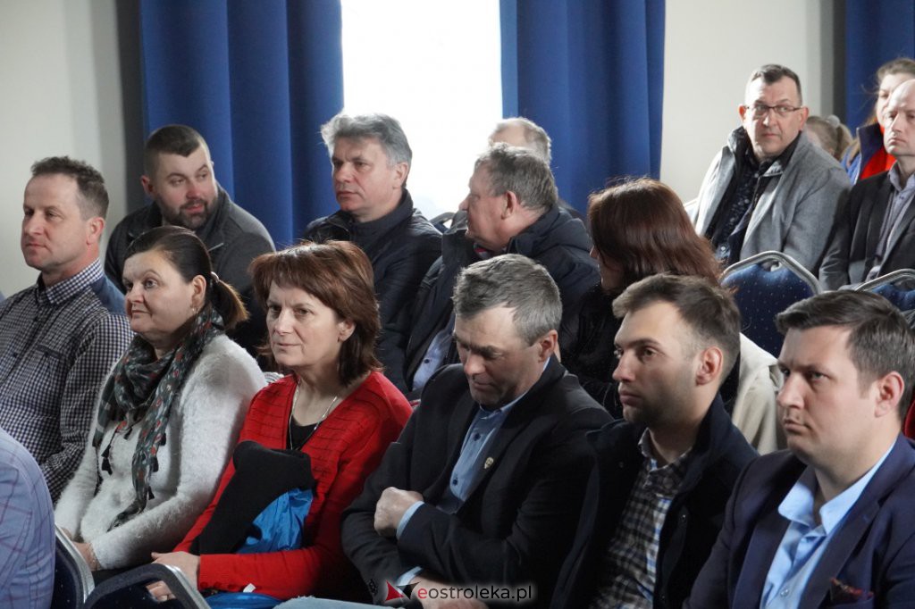 Spotkanie w Goworowie z ministrem rolnictwa i rozwoju wsi Henrykiem Kowalczykiem [04.04.2022] - zdjęcie #10 - eOstroleka.pl