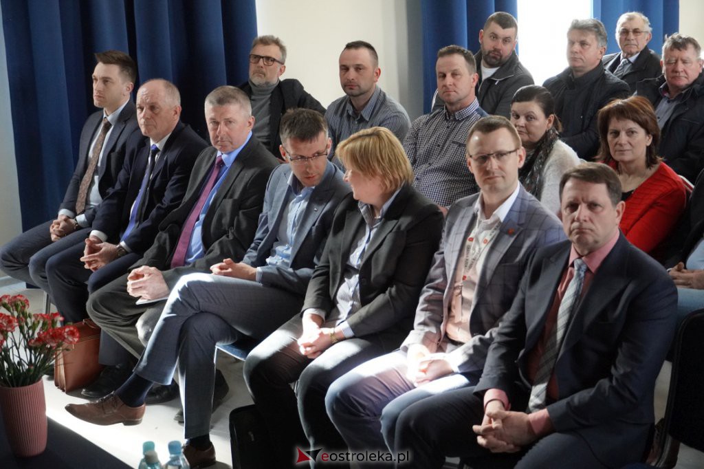 Spotkanie w Goworowie z ministrem rolnictwa i rozwoju wsi Henrykiem Kowalczykiem [04.04.2022] - zdjęcie #6 - eOstroleka.pl