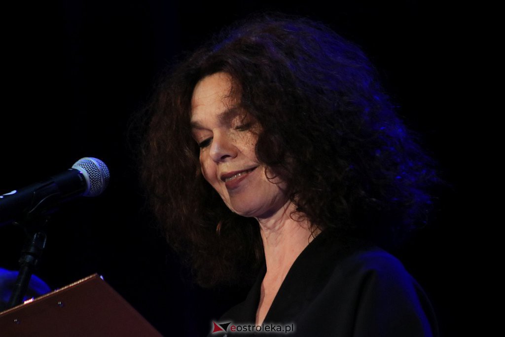 Kabaret Młodych Panów na 20-lecie MOIIB [04.04.2022] - zdjęcie #84 - eOstroleka.pl