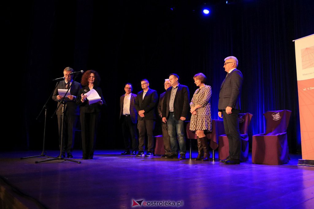 Kabaret Młodych Panów na 20-lecie MOIIB [04.04.2022] - zdjęcie #68 - eOstroleka.pl