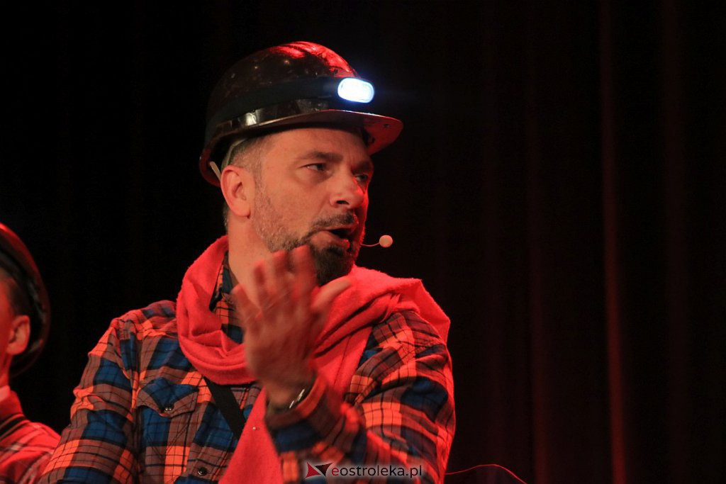 Kabaret Młodych Panów na 20-lecie MOIIB [04.04.2022] - zdjęcie #13 - eOstroleka.pl
