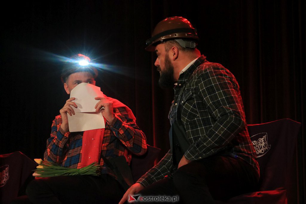 Kabaret Młodych Panów na 20-lecie MOIIB [04.04.2022] - zdjęcie #7 - eOstroleka.pl