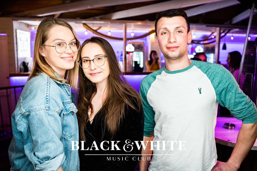 Seksmisja w Clubie Black&White [06.04.2022] - zdjęcie #25 - eOstroleka.pl