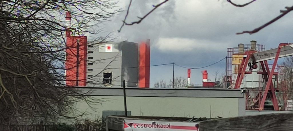 Eksplozja w elektrociepłowni Stora Enso. Trwa akcja ratunkowa [08.04.2022] - zdjęcie #1 - eOstroleka.pl