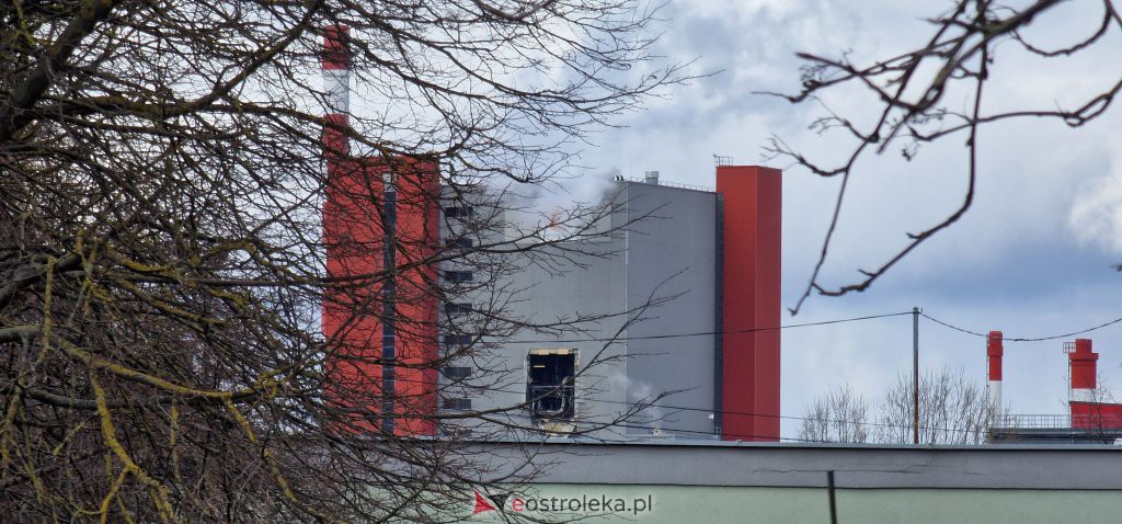 Eksplozja w elektrociepłowni Stora Enso. Trwa akcja ratunkowa [08.04.2022] - zdjęcie #9 - eOstroleka.pl