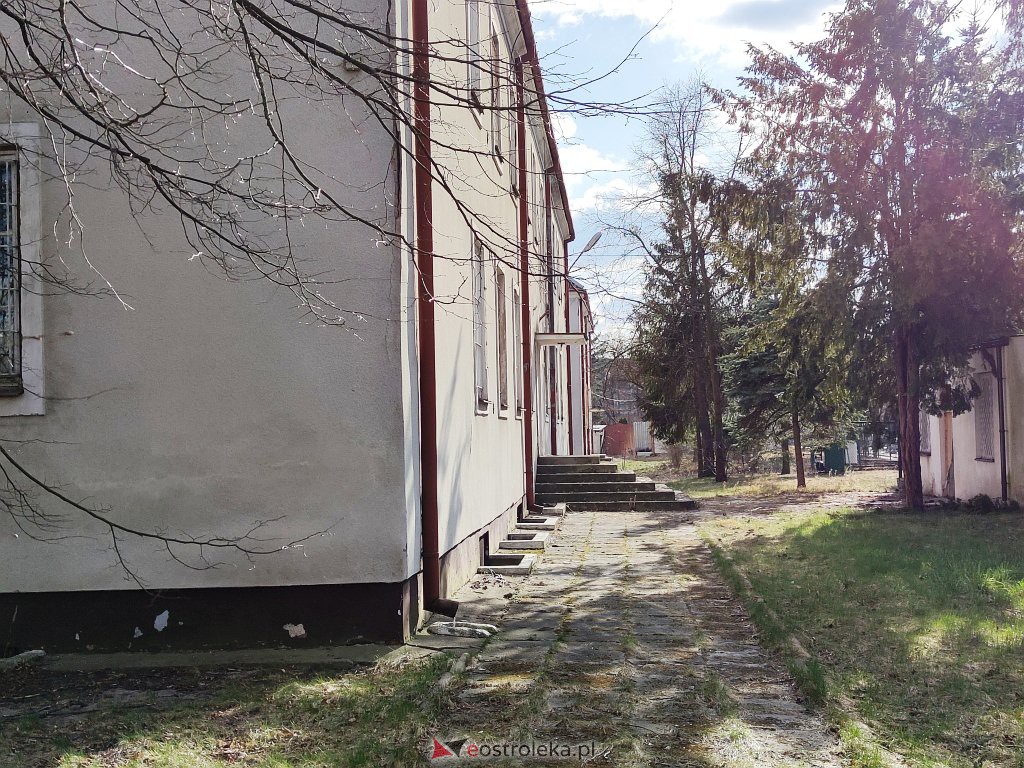 Opuszczona komenda policji - kwiecień 2022 r. - zdjęcie #57 - eOstroleka.pl