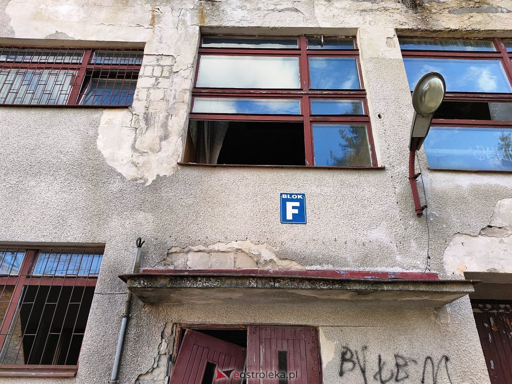 Opuszczona komenda policji - kwiecień 2022 r. - zdjęcie #21 - eOstroleka.pl