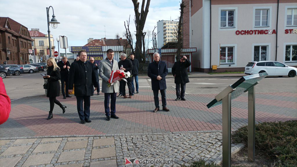 Rocznica katastrofy smoleńskiej [10.04.2022] - zdjęcie #17 - eOstroleka.pl