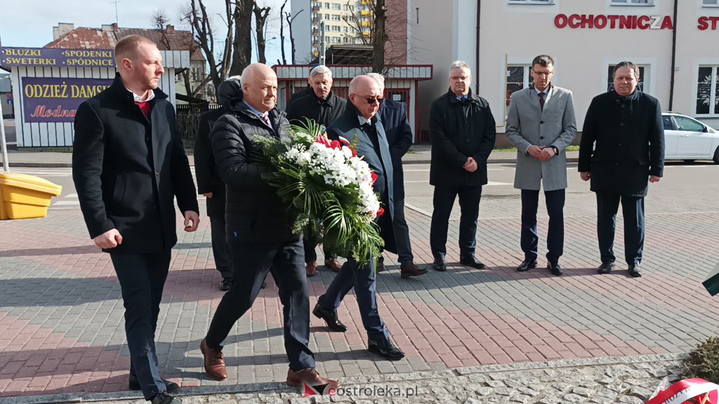 Rocznica katastrofy smoleńskiej [10.04.2022] - zdjęcie #10 - eOstroleka.pl