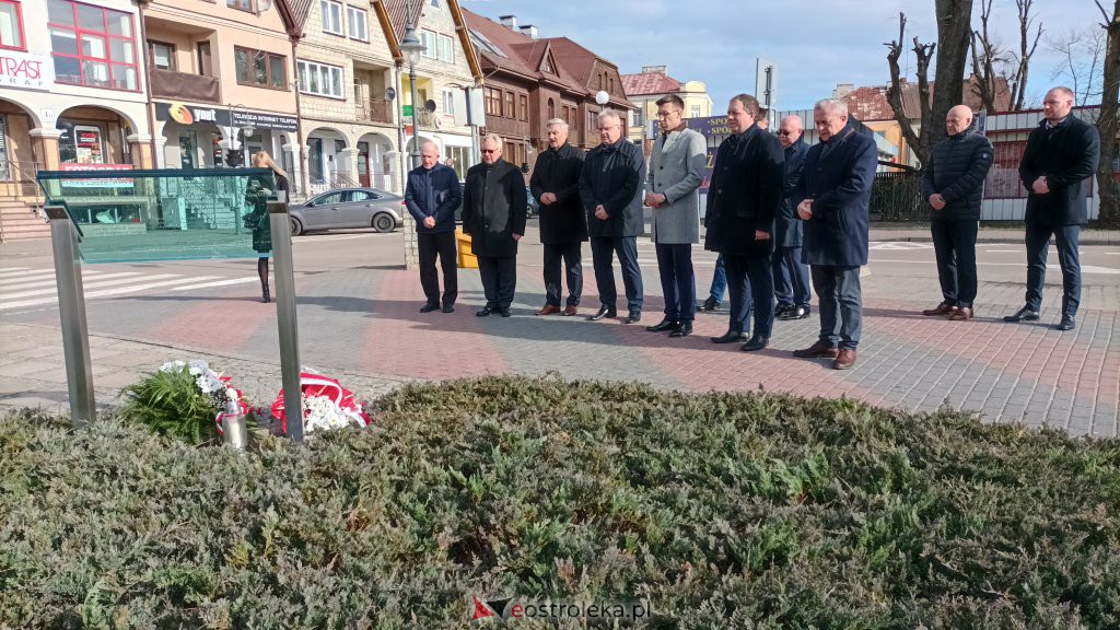 Rocznica katastrofy smoleńskiej [10.04.2022] - zdjęcie #2 - eOstroleka.pl