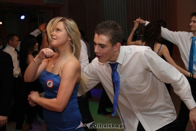 Studniówka ZSZ nr 2 (12-02-2011) - zdjęcie #16 - eOstroleka.pl