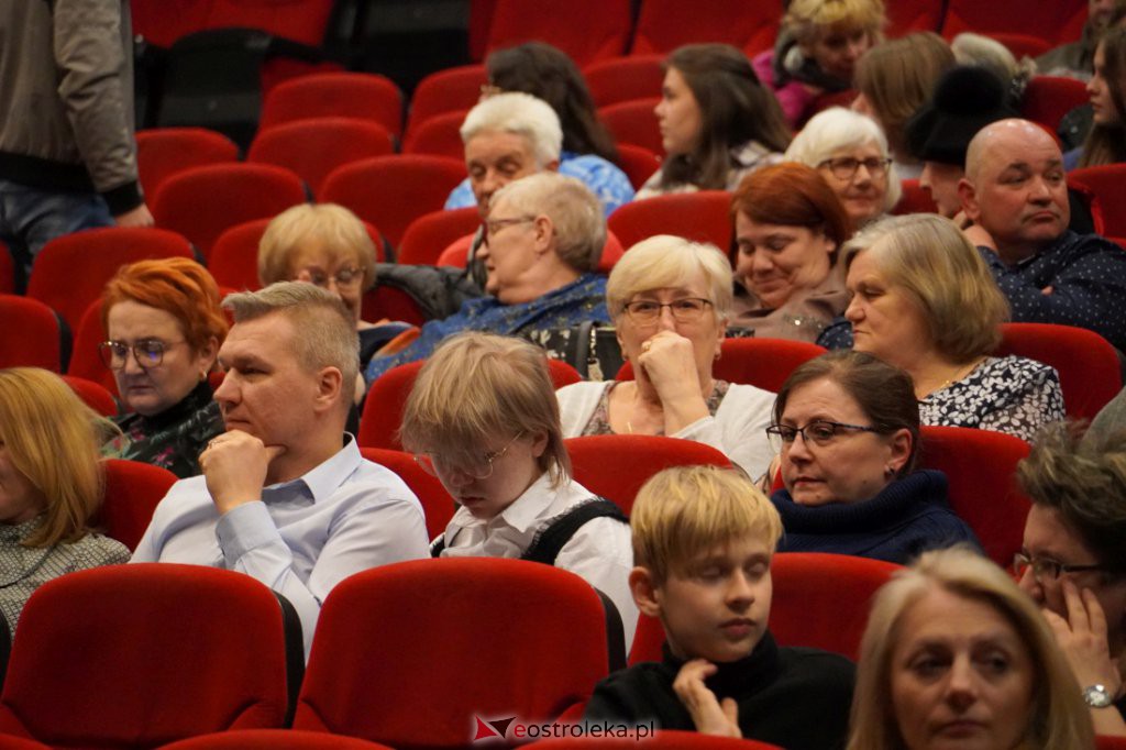 Ostrołęcka Wiosna Teatralna - Moralność Pani Dulskiej [10.04.2022] - zdjęcie #46 - eOstroleka.pl