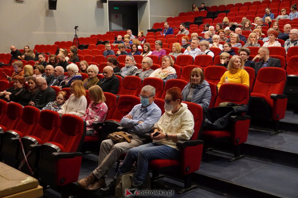 Ostrołęcka Wiosna Teatralna - Moralność Pani Dulskiej [10.04.2022] - zdjęcie #45 - eOstroleka.pl