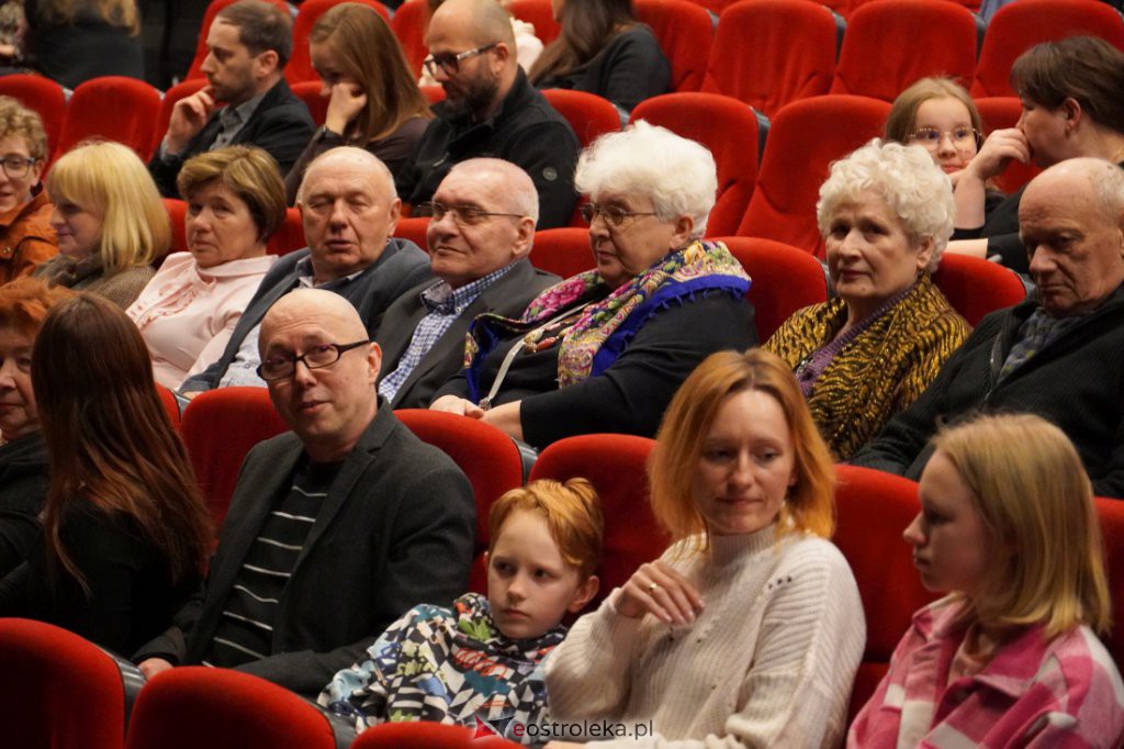 Ostrołęcka Wiosna Teatralna - Moralność Pani Dulskiej [10.04.2022] - zdjęcie #44 - eOstroleka.pl