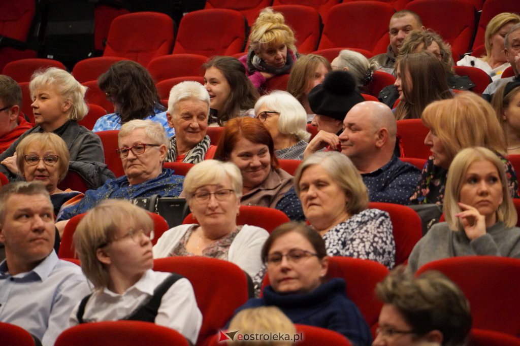 Ostrołęcka Wiosna Teatralna - Moralność Pani Dulskiej [10.04.2022] - zdjęcie #37 - eOstroleka.pl