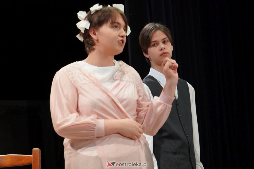 Ostrołęcka Wiosna Teatralna - Moralność Pani Dulskiej [10.04.2022] - zdjęcie #4 - eOstroleka.pl