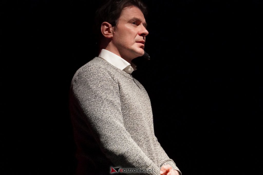 „Ocalony przez poezję” – koncert pamięci Jerzego Kozarzewskiego w MŻW [10.04.2022] - zdjęcie #15 - eOstroleka.pl