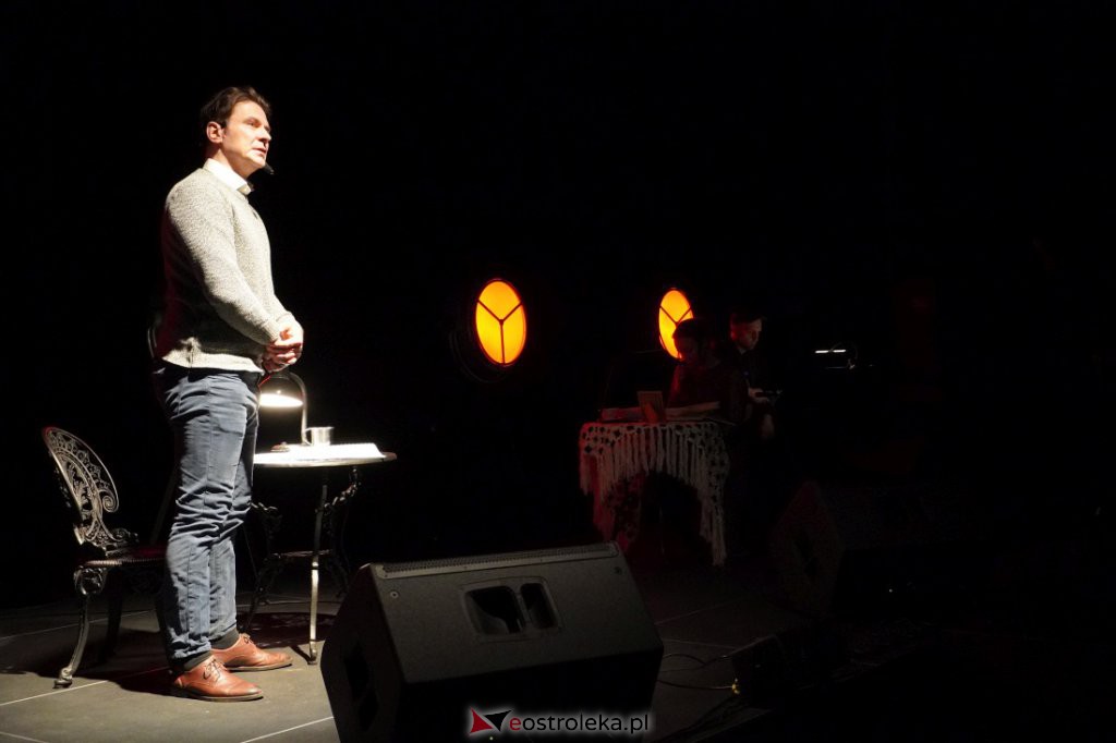 „Ocalony przez poezję” – koncert pamięci Jerzego Kozarzewskiego w MŻW [10.04.2022] - zdjęcie #11 - eOstroleka.pl