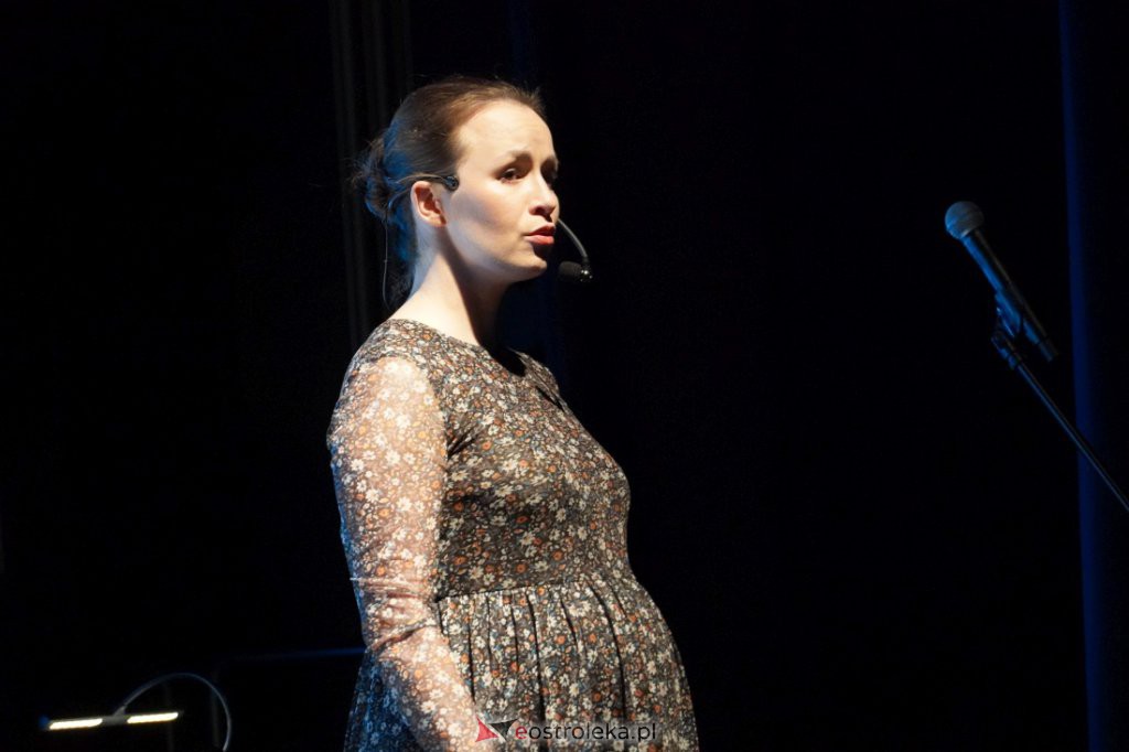 „Ocalony przez poezję” – koncert pamięci Jerzego Kozarzewskiego w MŻW [10.04.2022] - zdjęcie #10 - eOstroleka.pl
