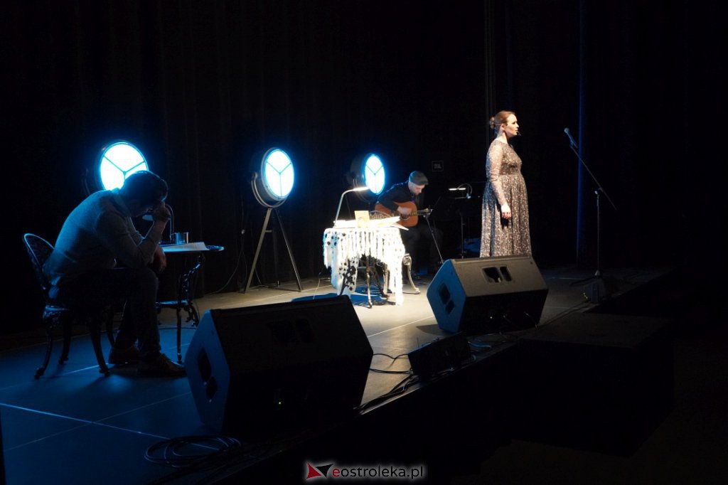 „Ocalony przez poezję” – koncert pamięci Jerzego Kozarzewskiego w MŻW [10.04.2022] - zdjęcie #5 - eOstroleka.pl