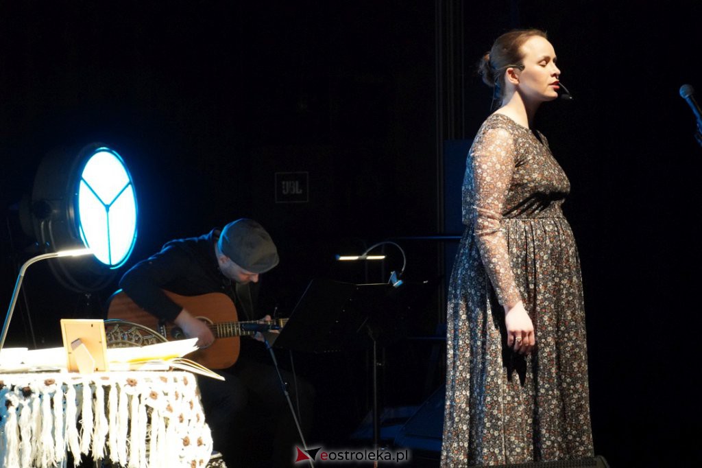 „Ocalony przez poezję” – koncert pamięci Jerzego Kozarzewskiego w MŻW [10.04.2022] - zdjęcie #3 - eOstroleka.pl