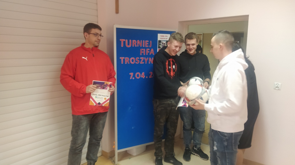 FIFA TROSZYN CUP 2022 - zdjęcie #5 - eOstroleka.pl