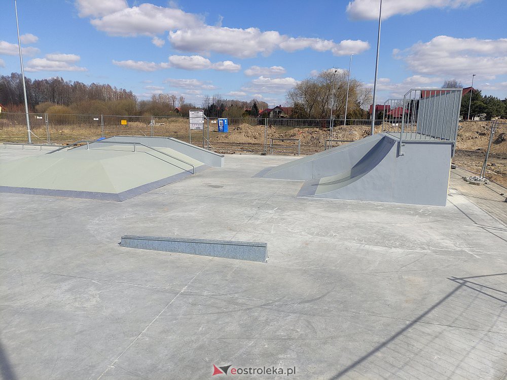 Budowa skateparku w Rzekuniu na finiszu. Kiedy otwarcie obiektu? [12.04.2022] - zdjęcie #15 - eOstroleka.pl