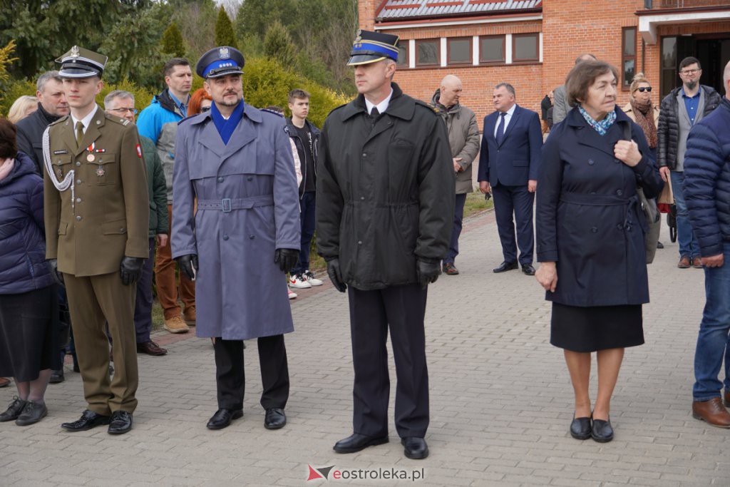Miejskie obchody 82. rocznicy Zbrodni Katyńskiej [13.04.2022] - zdjęcie #4 - eOstroleka.pl