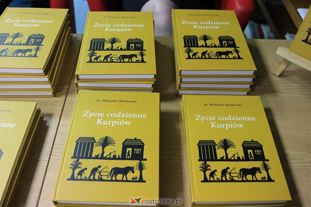 Promocja książki Życie codzienne Kurpiów [19.04.2022] - zdjęcie #6 - eOstroleka.pl