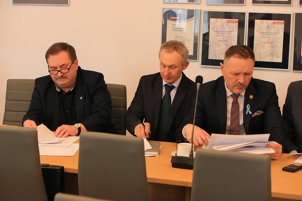 XLVII sesja Rady Powiatu w Ostrołęce [21.04.2022] - zdjęcie #30 - eOstroleka.pl