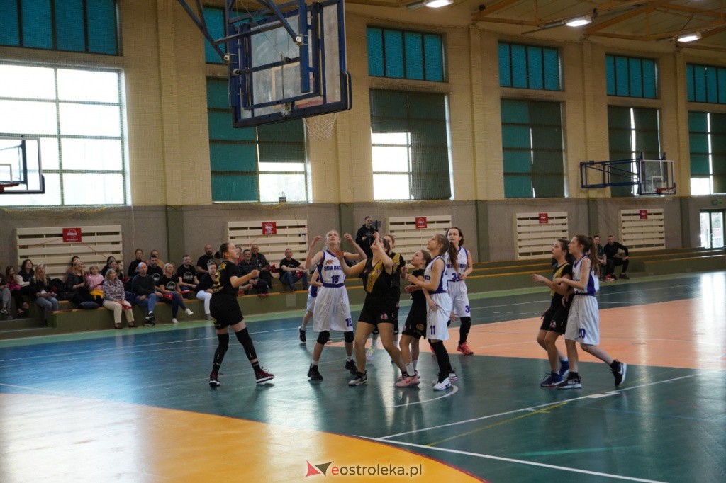 MUKS Unia Basket - ŁKS KK Łódź [22.04.2022] - zdjęcie #11 - eOstroleka.pl
