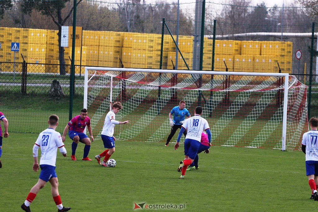 Narew II Ostrołęka - Iskra Zaręby Kościelne [24.04.2022] - zdjęcie #18 - eOstroleka.pl