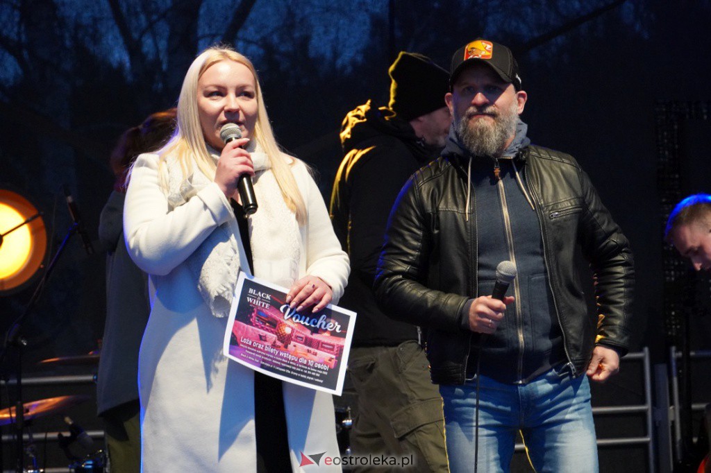 Festyn charytatywny w Nowej Wsi Solidarni z Ukrainą. Madma i Tuhaj Bej [24.04.2022] - zdjęcie #56 - eOstroleka.pl