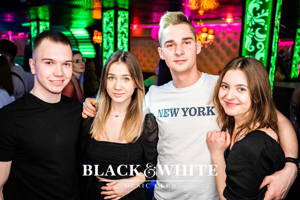 Lany Poniedziałek w Clubie Black&White. Wystąpił Spontan [18.04.2022] - zdjęcie #16 - eOstroleka.pl