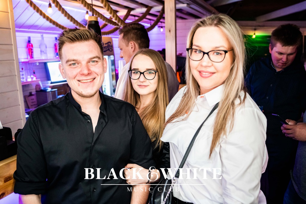 Lany Poniedziałek w Clubie Black&White. Wystąpił Spontan [18.04.2022] - zdjęcie #27 - eOstroleka.pl