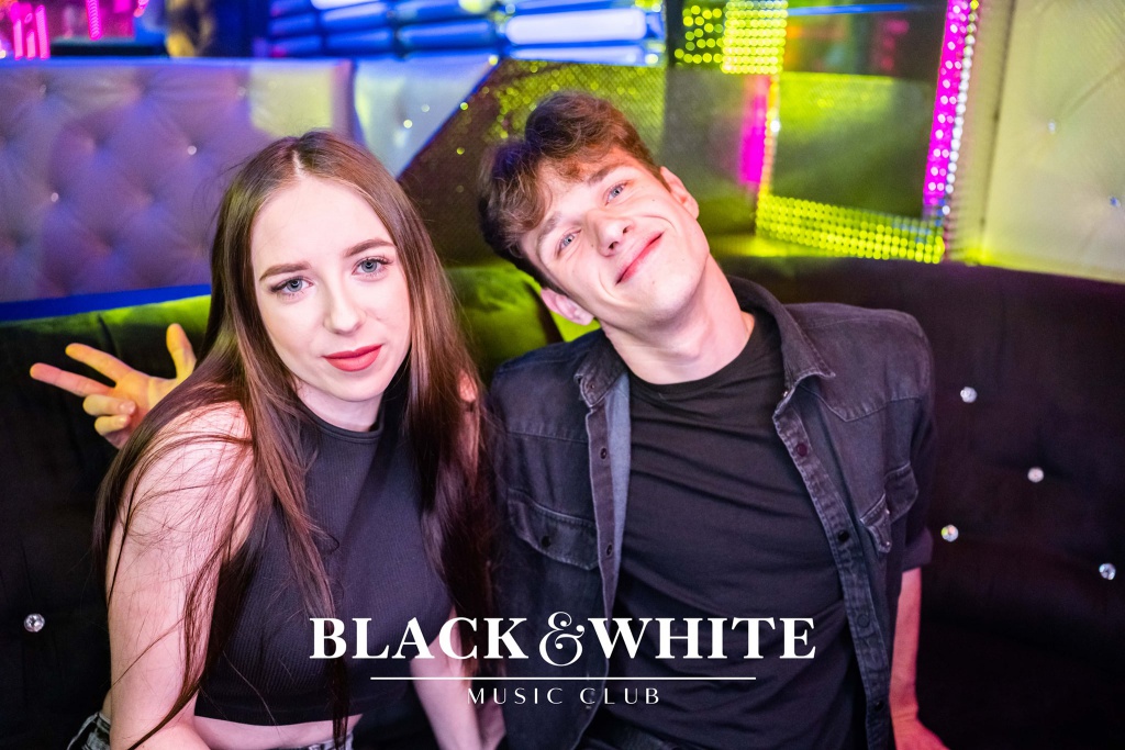 Lany Poniedziałek w Clubie Black&White. Wystąpił Spontan [18.04.2022] - zdjęcie #42 - eOstroleka.pl