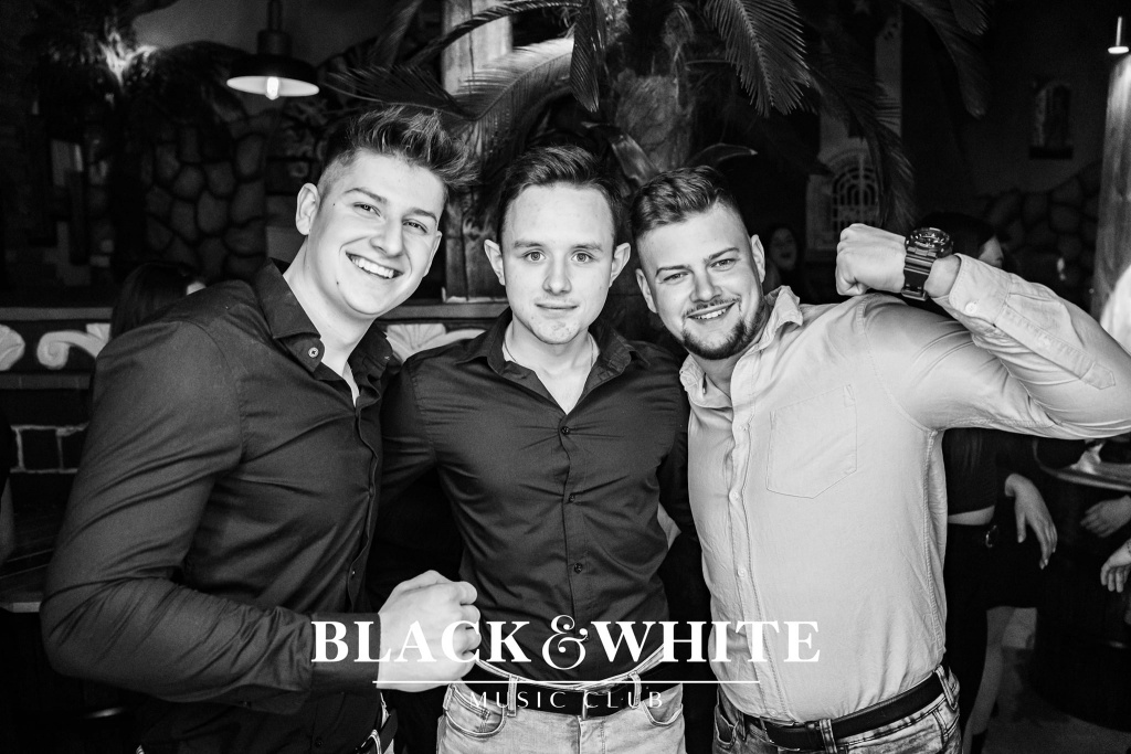 Lany Poniedziałek w Clubie Black&White. Wystąpił Spontan [18.04.2022] - zdjęcie #48 - eOstroleka.pl