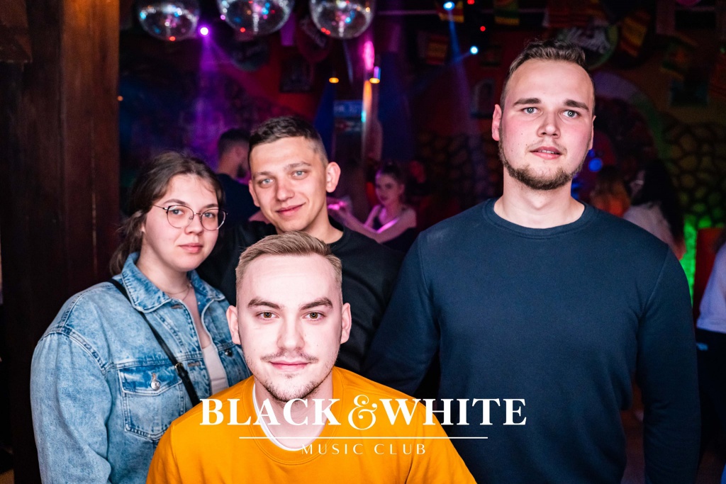 Lany Poniedziałek w Clubie Black&White. Wystąpił Spontan [18.04.2022] - zdjęcie #64 - eOstroleka.pl