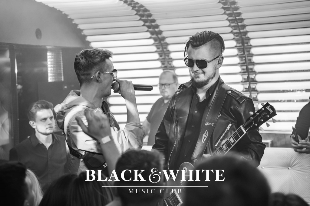Lany Poniedziałek w Clubie Black&White. Wystąpił Spontan [18.04.2022] - zdjęcie #69 - eOstroleka.pl