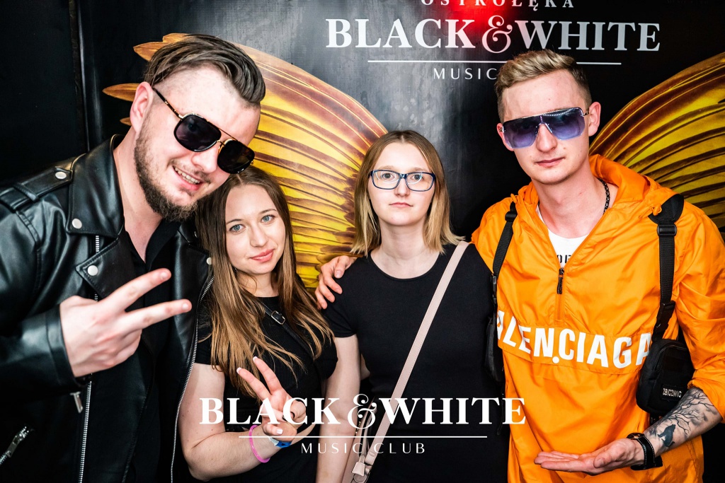 Lany Poniedziałek w Clubie Black&White. Wystąpił Spontan [18.04.2022] - zdjęcie #83 - eOstroleka.pl