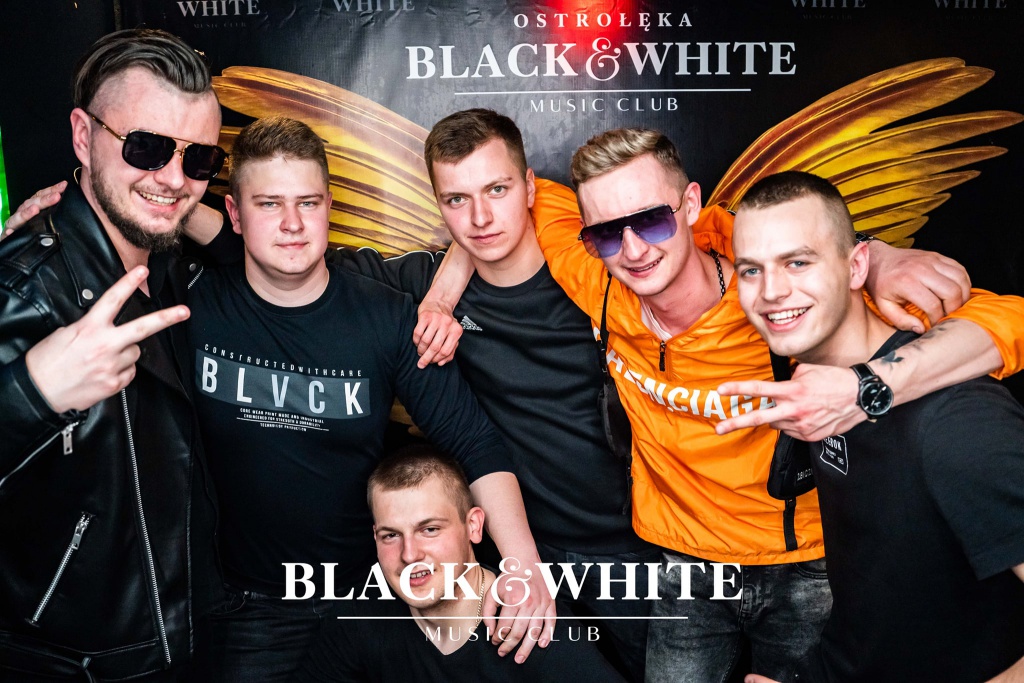 Lany Poniedziałek w Clubie Black&White. Wystąpił Spontan [18.04.2022] - zdjęcie #104 - eOstroleka.pl