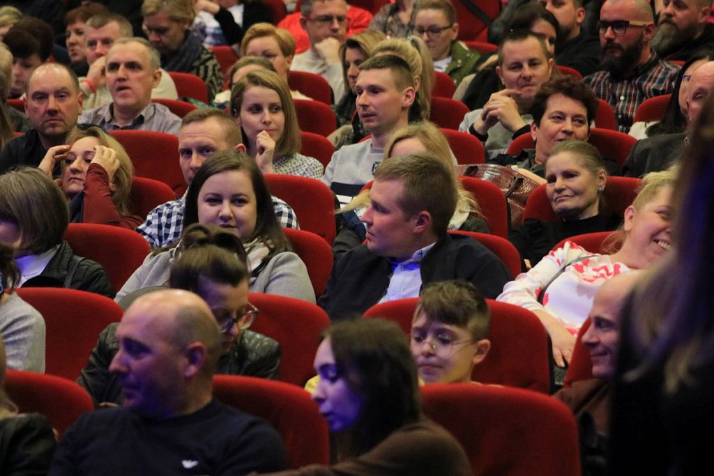 Kabaret Nowaki w Ostrołęce [25.04.2022] - zdjęcie #22 - eOstroleka.pl