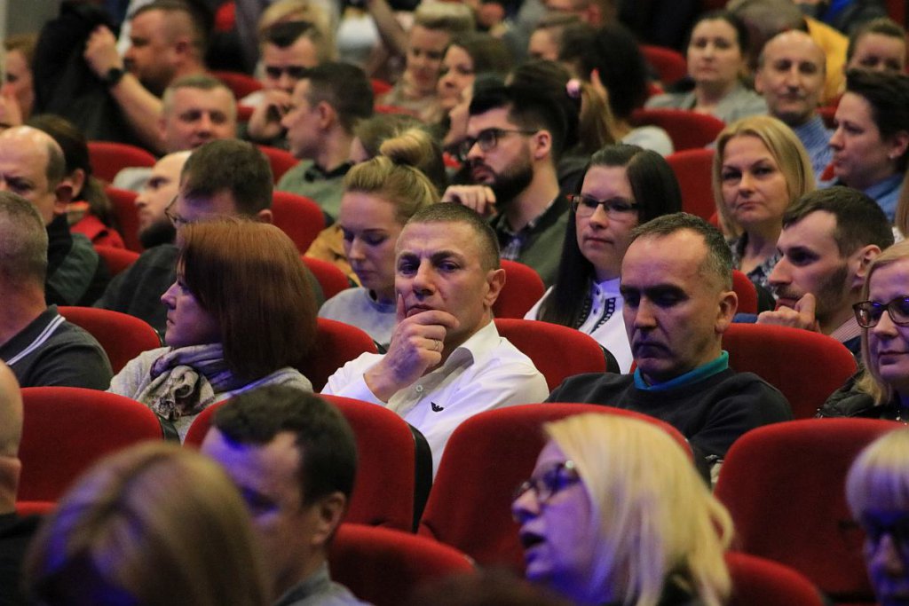 Kabaret Nowaki w Ostrołęce [25.04.2022] - zdjęcie #18 - eOstroleka.pl